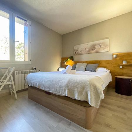 Apartamento Ideal Para Parejas En Enveitg Kültér fotó