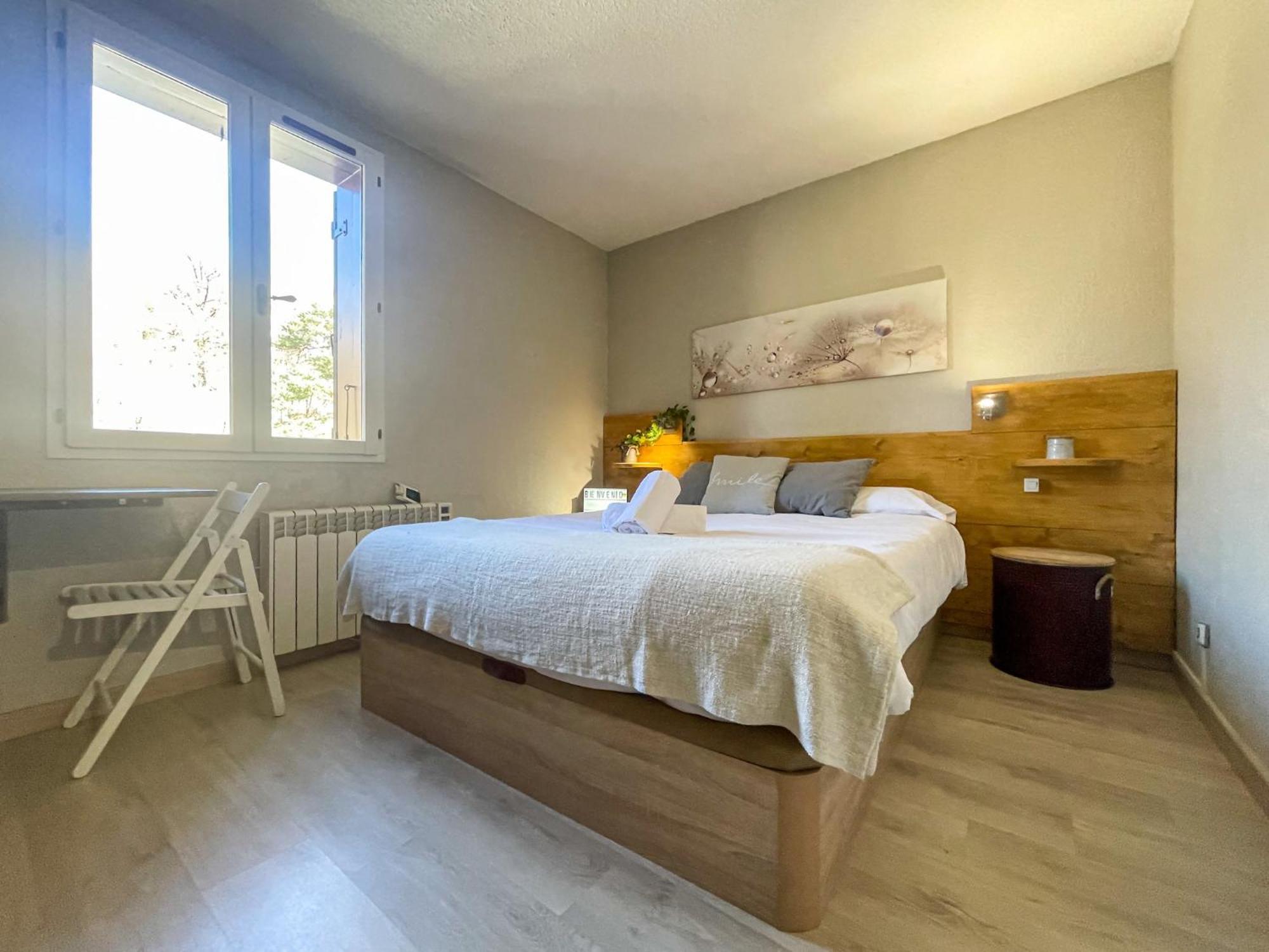 Apartamento Ideal Para Parejas En Enveitg Kültér fotó